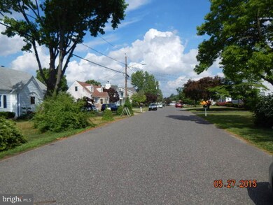 6 Elm Ave, Bordentown, NJ 08505 - photo 2