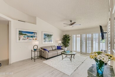 06 Foyer