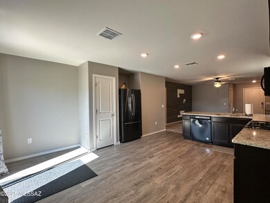 5992 S Antrim Loop, Tucson, AZ 85706 - photo 5