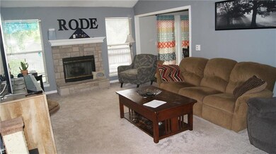 9821 W 51st St, Shawnee, KS 66203 - photo 3