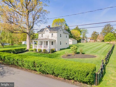 511 S 11th St, Purcellville, VA 20132 - photo 2