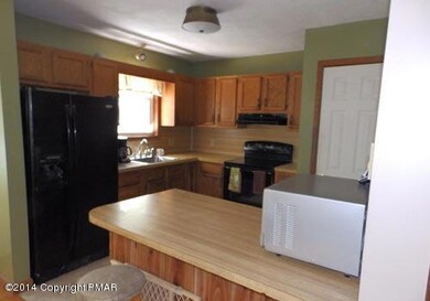 1147 Cardinal Ct, Bushkill, PA 18324 - photo 4