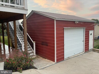 331 Timber Grove Rd, Owings Mills, MD 21117 - photo 2