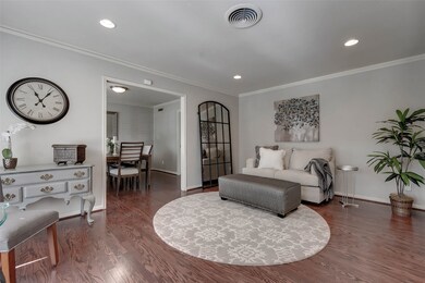 13306 Barryknoll Ln, Houston, TX 77079 - photo 7