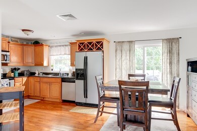 28 Enid St, Worcester, MA 01604 - photo 6