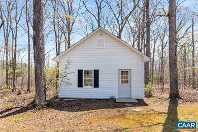 3965 Boston Creek Dr, Charlottesville, VA 22902 - photo 6