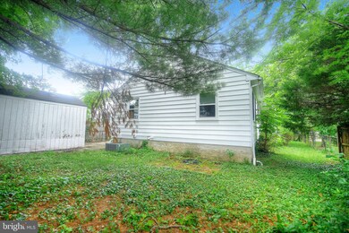 8 Bishops Ln, Catonsville, MD 21228 - photo 5