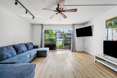 Riverhouse Gardens unit 120, Deerfield Beach, FL 33441 - photo 7