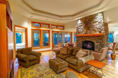 702 NW Stonepine Dr, Bend, OR 97701 - photo 4