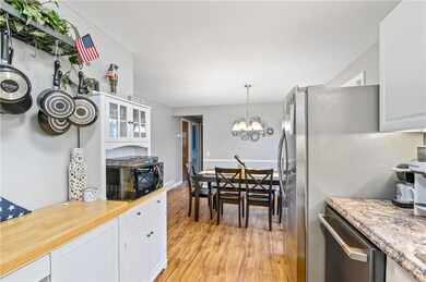 44 Lemay Rd, Woonsocket, RI 02895 - photo 6