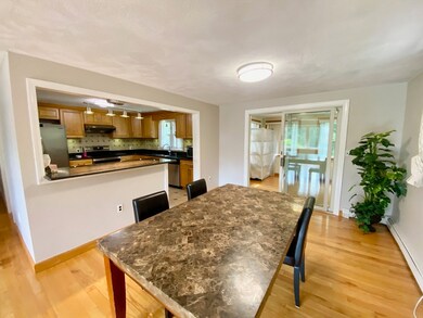 121 Farm St, Wakefield, MA 01880 - photo 6