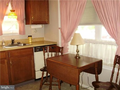 6 Lakebridge Dr, Woodbury, NJ 08096 - photo 3