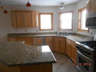 8 Carrington Ct, Hazel Crest, IL 60429 - photo 5