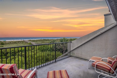 Master-Bedroom-Balcony_1