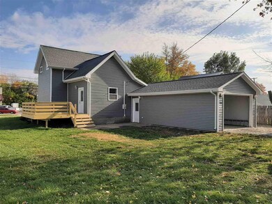 1703 Wayne St, Auburn, IN 46706 - photo 4