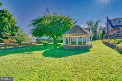 9109 Naygall Rd, Parkville, MD 21234 - photo 3