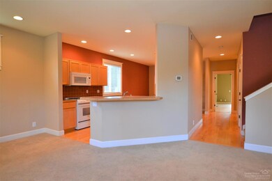 20589 Sierra Dr, Bend, OR 97701 - photo 6