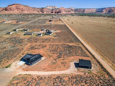 4380 E Sego Lily Cir, Kanab, UT 84741 - photo 4