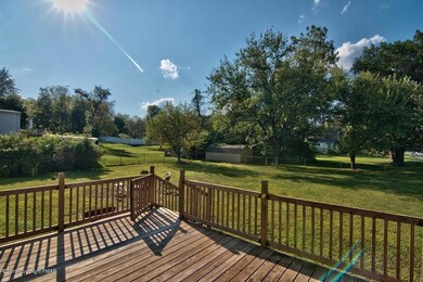 600 Avenue F, Stroudsburg, PA 18360 - photo 2