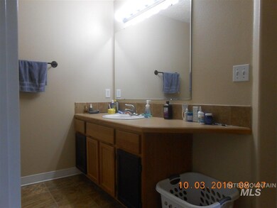 1403 Cattail St, Nampa, ID 83686 - photo 7