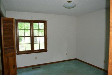 236 Deerfield Cir, Manchester, TN 37355 - photo 7