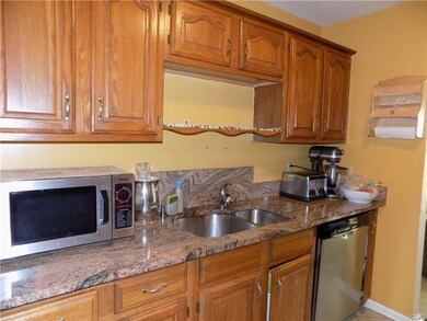 3011 Vermont St, Easton, PA 18045 - photo 4