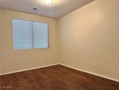 9676 Ridgebluff Ave, Las Vegas, NV 89148 - photo 3