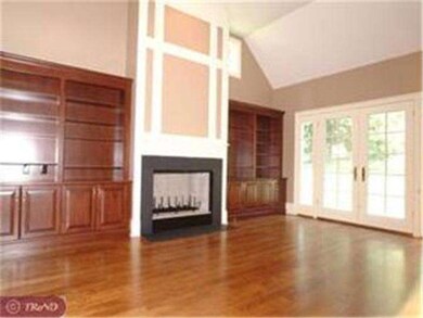 109 Strawbridge Ct, Wynnewood, PA 19096 - photo 2