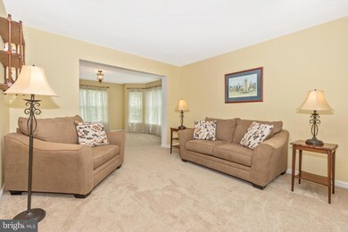 6913 Baron Ct, Frederick, MD 21703 - photo 3