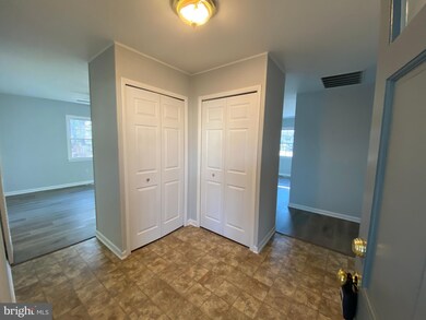 4202 Marble Ln, Fairfax, VA 22033 - photo 2