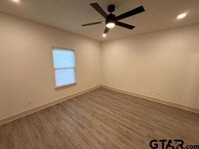 211 Mary St, Frankston, TX 75763 - photo 4