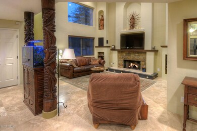 Custom Columns in Living Room