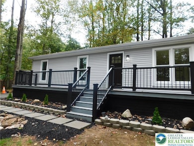 1405 Donalds Rd, Effort, PA 18330 - photo 3