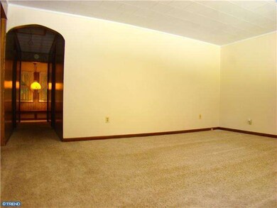 21 Creek Dr, Orwigsburg, PA 17961 - photo 4