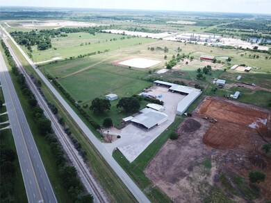 00 Washington Mathis, Waller, TX 77484 - photo 2