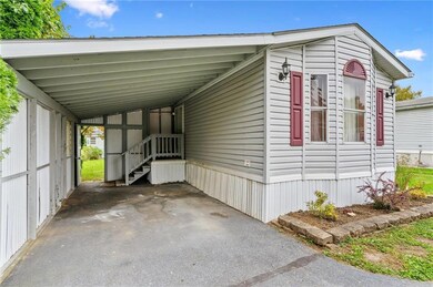 201 Goldenrod Ct, Bath, PA 18014 - photo 6