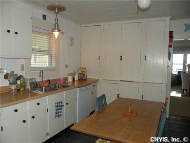 Kitchen Built in cabinents