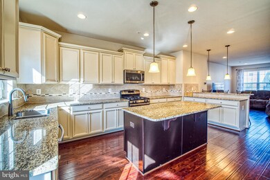 7008 Dannfield Ct, Glen Burnie, MD 21060 - photo 4