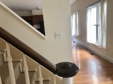 812 Warren St unit 2, Hudson, NY 12534 - photo 4