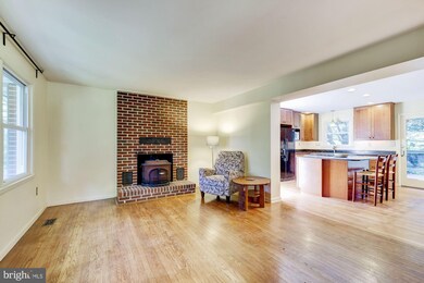 4490 Cherry Tree Ln, Sykesville, MD 21784 - photo 2