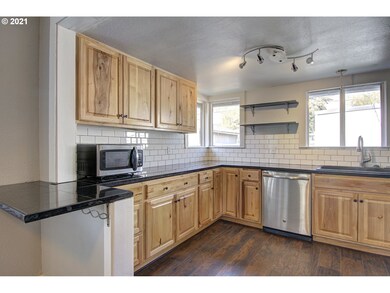 457 15th Ave, Longview, WA 98632 - photo 7