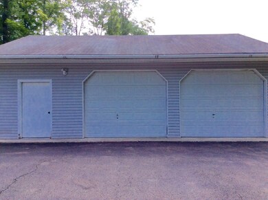 13 Hidden Brook Rd, Honesdale, PA 18431 - photo 5