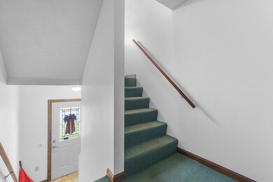 25 Brodeur Ave, Webster, MA 01570 - photo 5