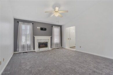 3424 E Prescott Cir unit I24, Cuyahoga Falls, OH 44223 - photo 5