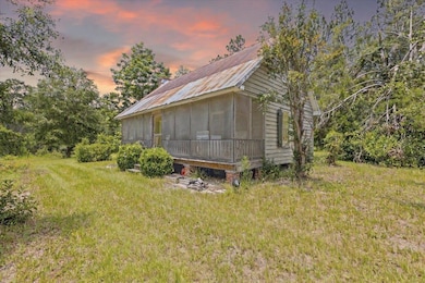 837 NE Raspberry Way, Pinetta, FL 32350 - photo 3