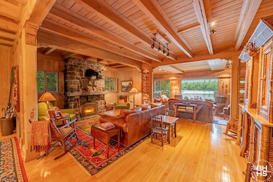 AdirondackHomeOnVictorHerbert_LivingRoom