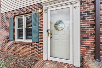 1330 5th St NE unit 196, Hickory, NC 28601 - photo 3