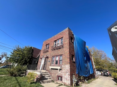 4110 W Fairmount Ave unit 4112, Milwaukee, WI 53209 - photo 2