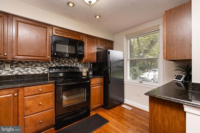 4211 Thistlewood Terrace, Burtonsville, MD 20866 - photo 5