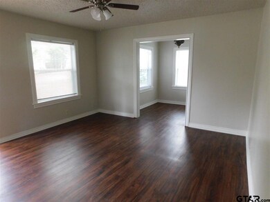 2912 2912 New Copeland, Tyler, TX 75701 - photo 4